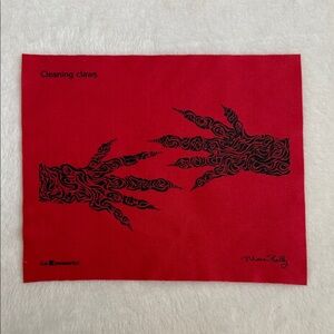 L.A. Eyeworks | Cleaning Claws Glass Lens Cleansing Cloth Marc Pally 2024 LE